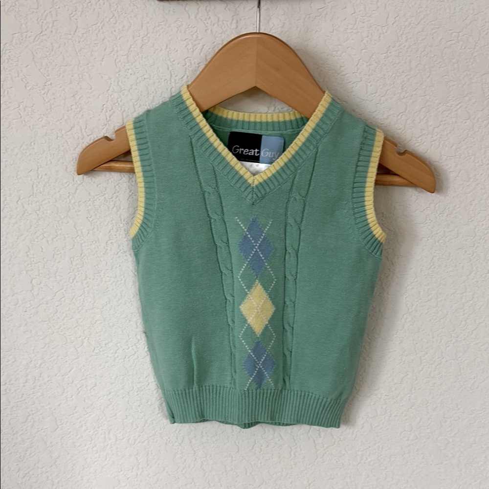 Great Guy • Green Blue and Yellow Preppy V Neck Pullover Argyle Sweater Vest